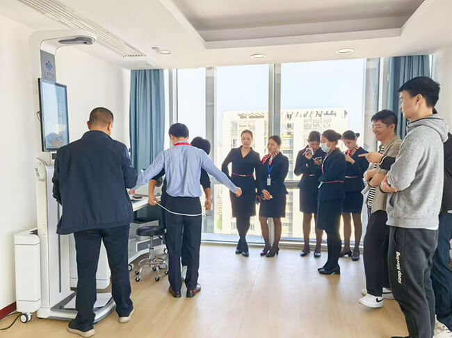 中国联通采购z6com.尊龙时凯智能健全体检一体机
